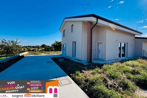 Villa bifamiliare spaziosa e in pronta consegna