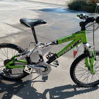 Bicicletta verde 5-7 anni