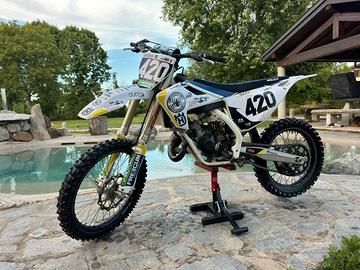 Husqvarna da cross