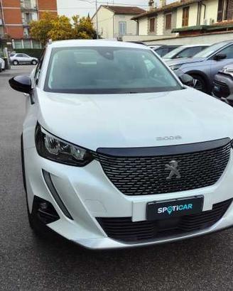 Peugeot 2008 BlueHDi 130 S&S EAT8 Allure Pack