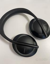 Cuffie Bose NC 700 bluetooth noise cancelling nere