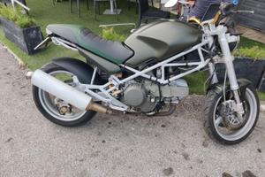 Monster 600 anno 2000