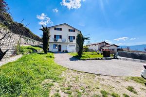 5 LOCALI A POGGIO PICENZE