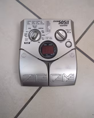 Multieffetto per chitarra Zoom 505II