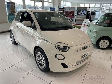 FIAT 500 Action Berlina (Autonomia 190KM) - P...