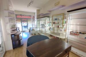 Negozio Corciano [Cod. rif 3295412ACG] (Ellera)