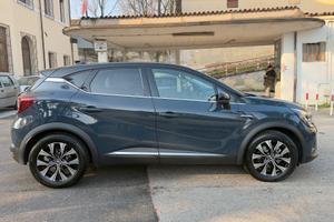 N1 4 posti Renault Captur techno full Hybrid 