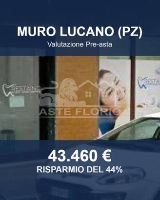 Immobile in asta di 162 m² con più di 5 locali a M