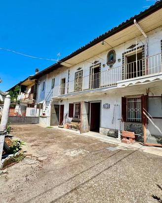 Casa indipendente di 304 m² con più di 5 locali e 