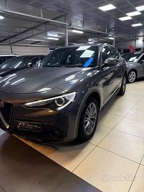Alfa Romeo Stelvio 2.2 Turbodiesel 160 CV AT8 RWD 