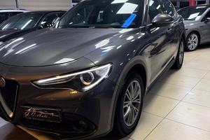 Alfa Romeo Stelvio 2.2 Turbodiesel 160 CV AT8 RWD 