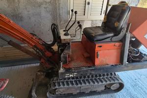 escavatore CME  15Q