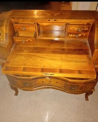 Scrittoio antico in legno