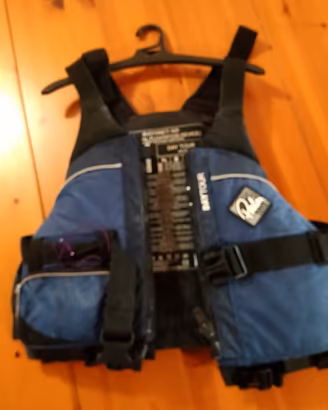 giubbotto salvagente kayak