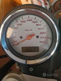 Moto Honda hornett