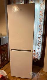 Frigorifero combinato Beko