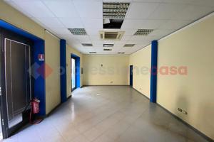 Negozio Livorno [Rif. 384/BACG]