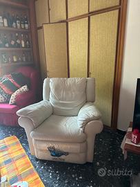 Poltrona divani & divani