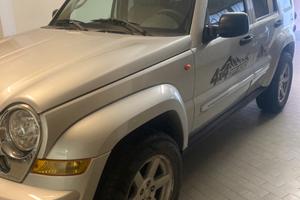 Jeep cherokee 2.8 crd 4x4 automatica