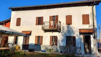 Immobile in asta di 148 m² con 3 locali e box auto