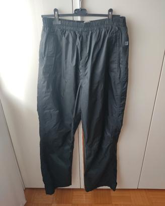 pantaloni uomo leggermente impermeabili