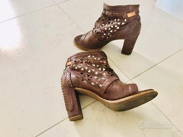 Sandali marroni As98