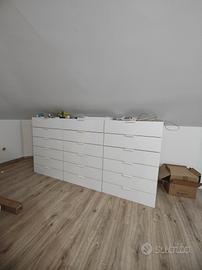 Mobili bassi