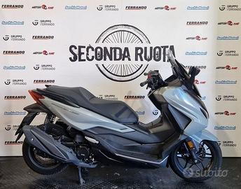 Honda Forza 350