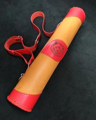 faretra in pelle artigianale