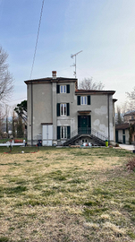 Stanza in Varano de Melegari