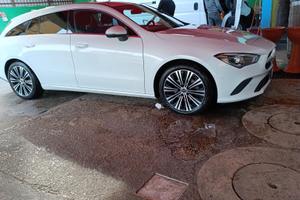 CLA SHOOTING BRAKE 200D
