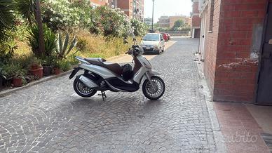 Beverly 300 led bianco