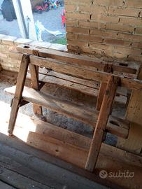 Cavalletti in legno antico