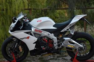 Aprilia Rsv4 