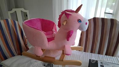 Unicorno a Dondolo Rosa
