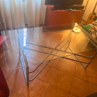 Tavolo di design vetro/metallo