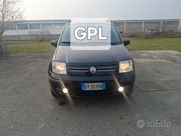 fiat panda a GPL ANNO 2009