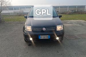fiat panda a GPL ANNO 2009