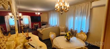 Villa bifamiliare indipendente Green con giardino