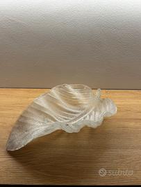 Svuotatasche in vetro satinato a forma di foglia