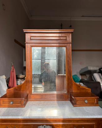 Specchio in legno