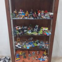 Vetrina con Lego nuovissimi tutto compreso