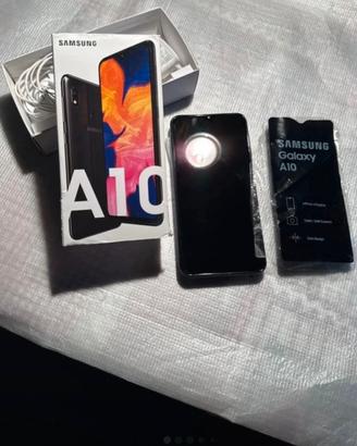 Samsung GalaxyA10 32GB Scatola Accessori + Cover!