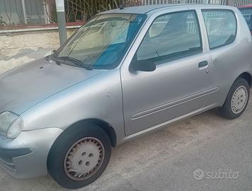 Fiat 600 anno 2003