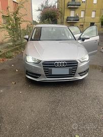 Macchina audi