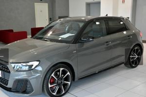 A1 Sportback 40 2.0 TFSI Identity Black 207cv