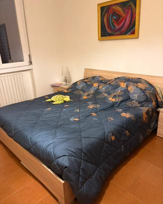 VENDI CAMERA CONPLETA DA LETTO