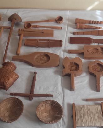 Grande collezione oggetti legno Orientali