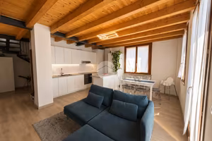 4 LOCALI A VALEGGIO SUL MINCIO