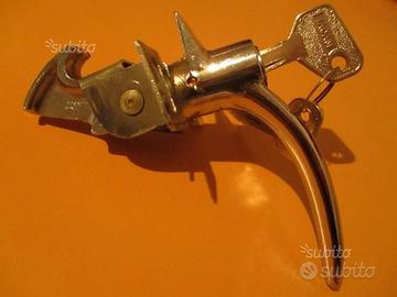 Fiat 500 d'epoca, Serratura vano motore NUOVA